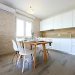 Pet Friendly Home In Vrsi 沃希
