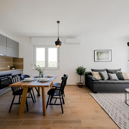 度假居 Pet Friendly Home In Vrsi